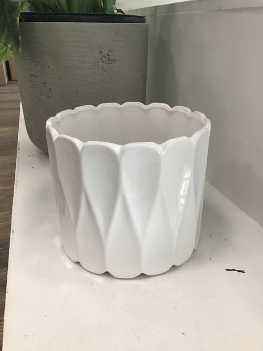 Cannes Dolomite Pot