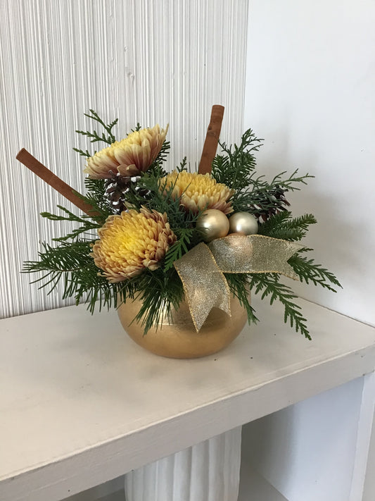 Champagne Toast Centrepiece